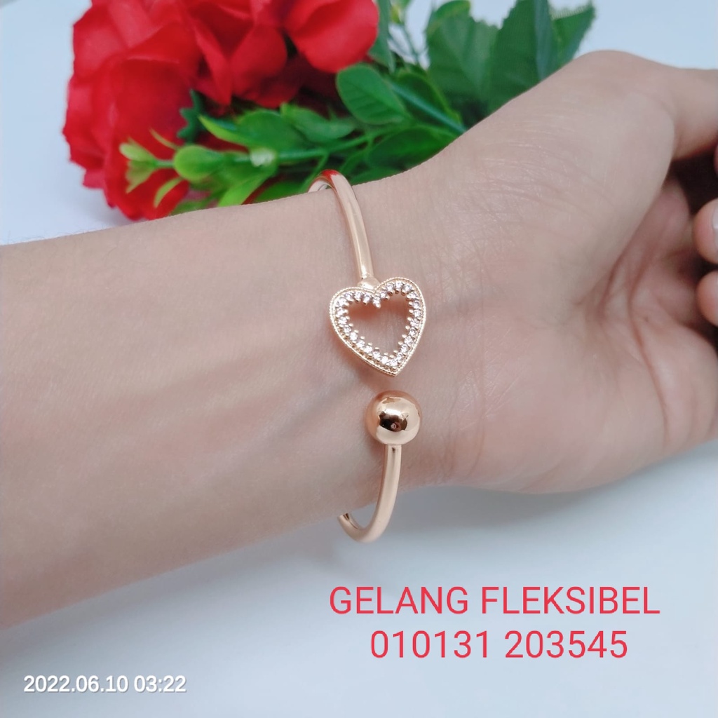 Gelang Tangan Fleksibel Bangle Wanita Titanium Xuping Perhiasan Aksesoris Fashion Lapis Emas Anti Karat