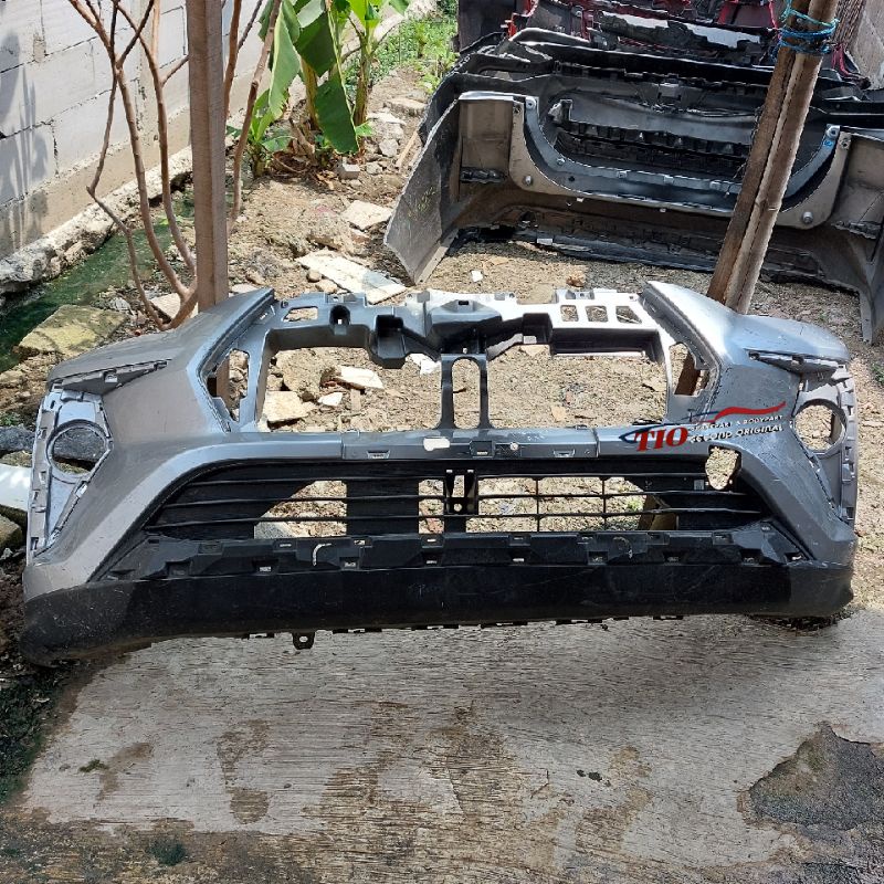 bumper depan Avanza Veloz 2022