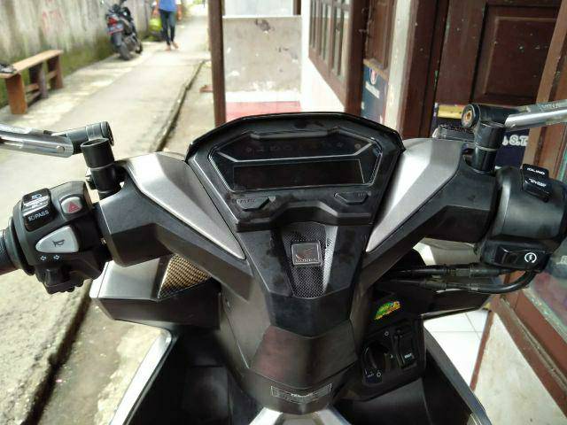 SAKLAR HOLDER KIRI NMAX PCX ADV VIXION CBR SONIC FINO SATRIA FU R15 R25 VARIO