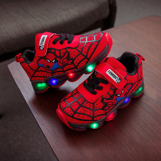 HappyOliver HERO WEB Sepatu Sneakers Anak Gambar Super Hero Dengan Lampu LED 2-8 Tahun