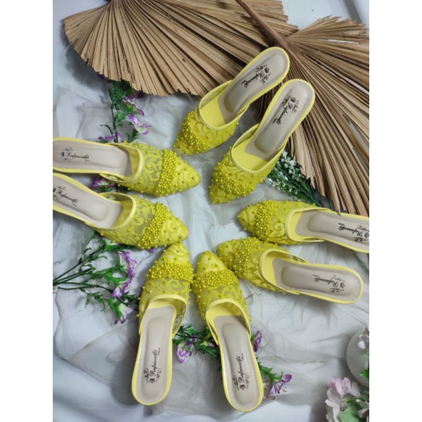 sepatu Alissa lemon tinggi 7cm.