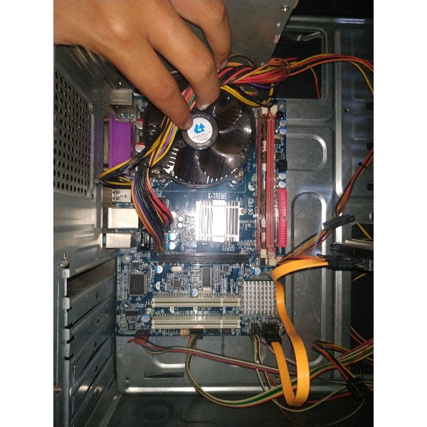 Motherboard G41 + processor Intel Xeon3.40Ghz.