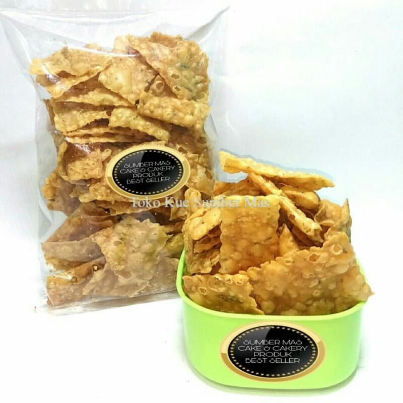 

keripik bawang 250gram. termurah. /keripik pangsit