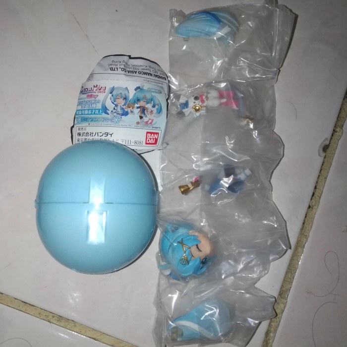 Flash Sale Bandai Gashapon Snow Hatsune Miku Figure A Terbaru