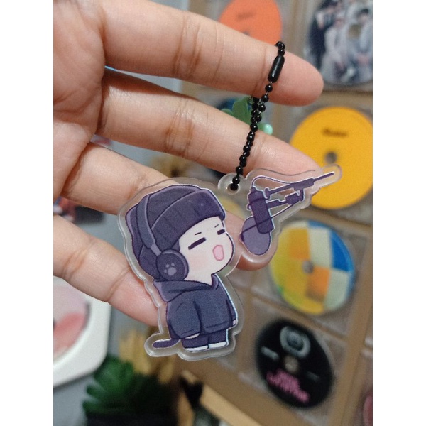 KEYCHAIN ACRYLIC BTS SUGA