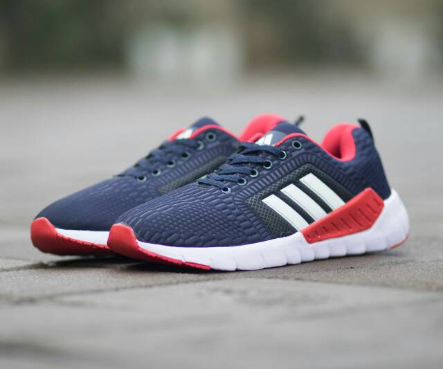 Sepatu Sneakers Pria Terbaru Adidas Questar Ride