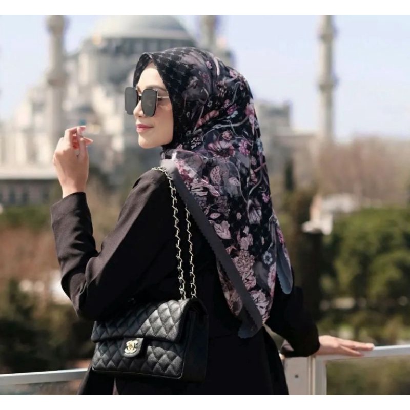 NIRWANA SCARF VANILLA HIJAB_SEKAR BLACK