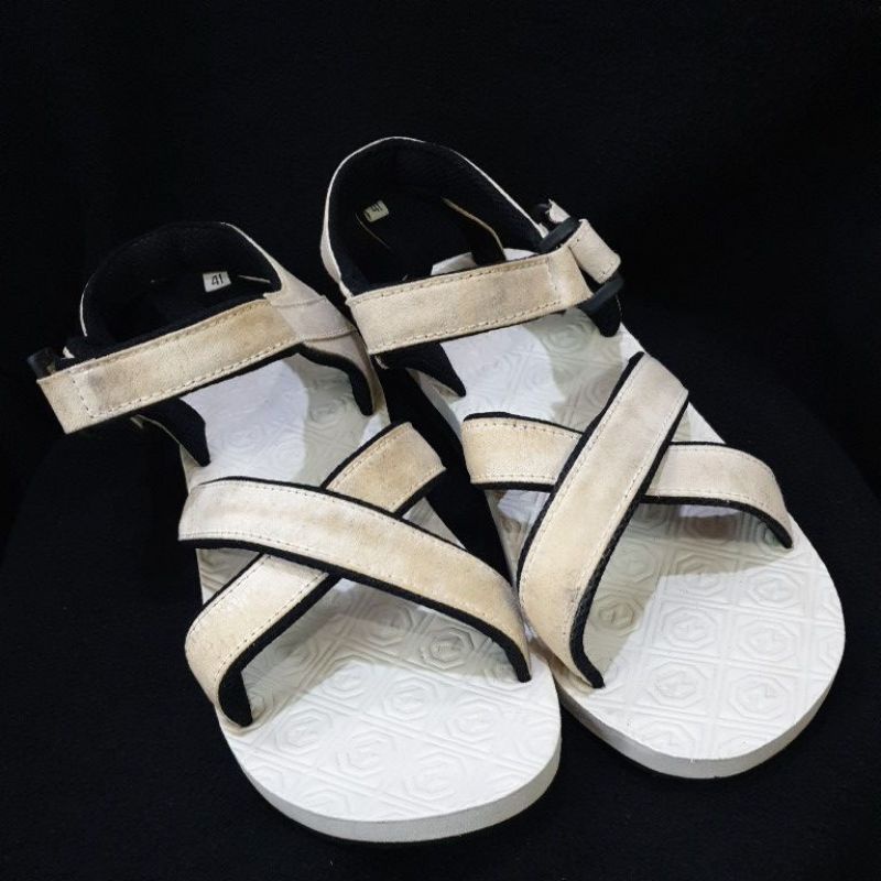 SANDAL ZHAAFIR UNISEX ORIGINAL PRELOVED