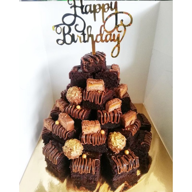 

Brownies Fudgy / Brownies Panggang / BROWNIES TOWER FOR B'DAY