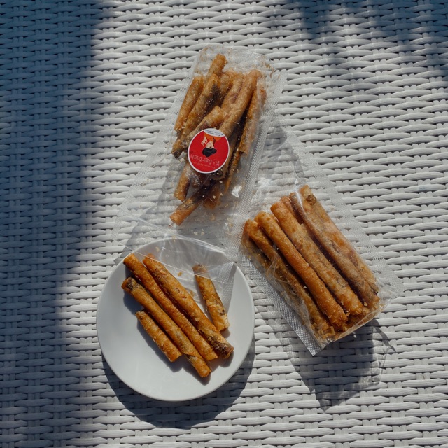 

KePischy (Kedardich Pisang Cokelat Crunchy, Piscok)