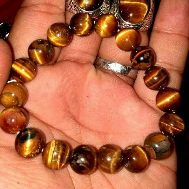 Gelang tasbih mata kucing