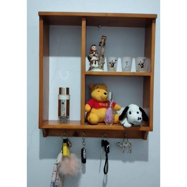 Rak pajangan kayu jati