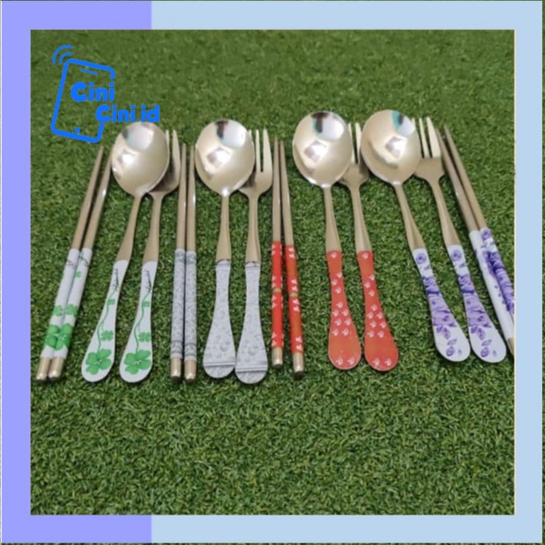 [ Cinicini ] Sendok Set Motif Peralatan Makan Set