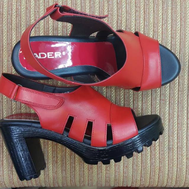 SANDAL BADER HSM 8433