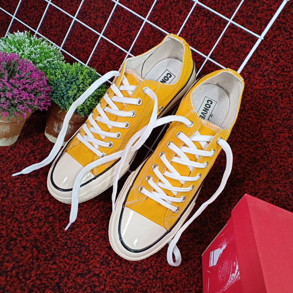 converse ox yellow