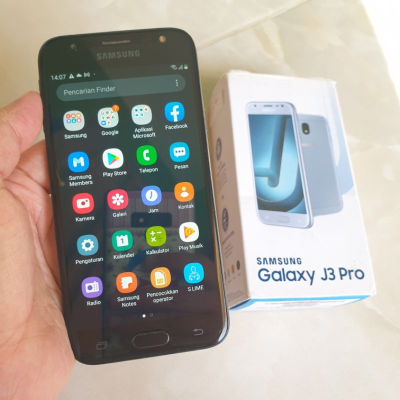 Samsung J3 pro 2/16 Ram 2gb Rom 16gb second berkualitas