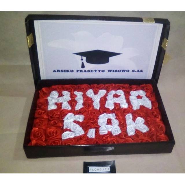 

Bunga Box 35*20cm / Bucket Box / Bucket Box Wisuda/ Buket Box Wisuda/ Buket Bunga Box Wisuda/ Bucket Bunga Box Wisuda/ Kaod Wisuda