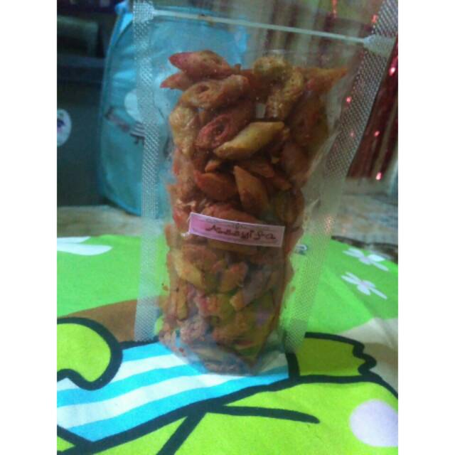 

kripik kulit lumpiah