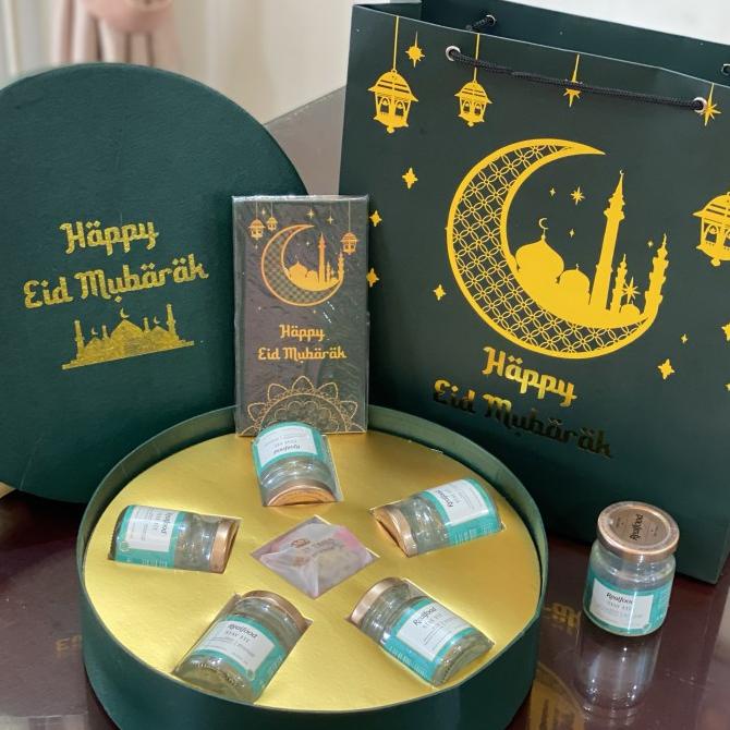 

HAMPERS RAMADHAN/LEBARAN ISI REALFOOD AND MADU DGRR65416