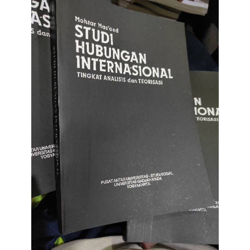 MODUL Studi Hubungan Internasional Tingkat Analisis dan Teorisasi oleh Mohtar Masoed NUP