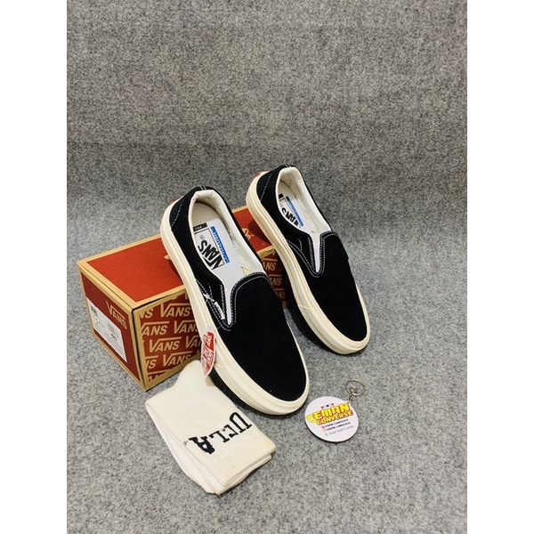 VANS SLIP ON BLACK WHITE OG VAULT WAFFLE DT