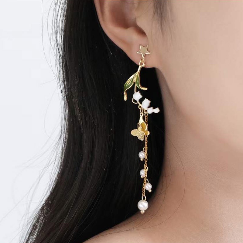 Anting Gantung Panjang Model Kupukupu Bahan Silver 925 Dengan Rumbai Mutiara Untuk Wanita