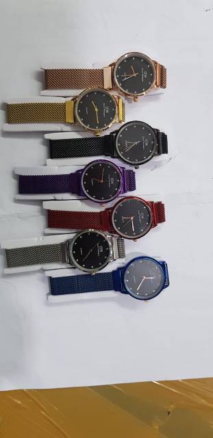 Jam Tangan Wanita Korea DWE Diamond Strap Magnetik