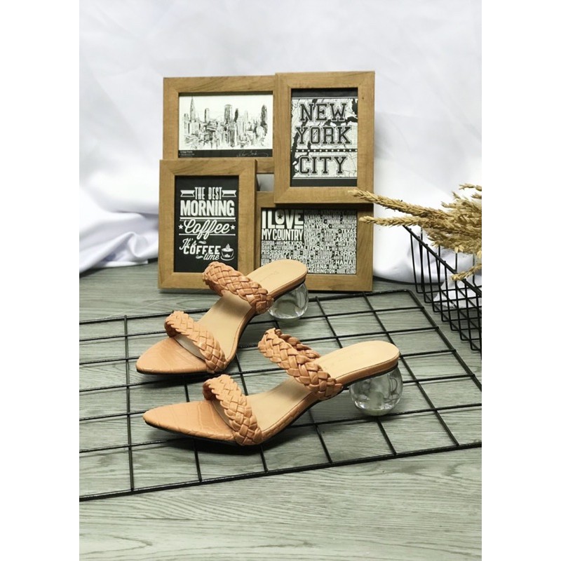 DECLARE &amp; DEE SANDAL OLIVIA TUMIT KACA 5Cm