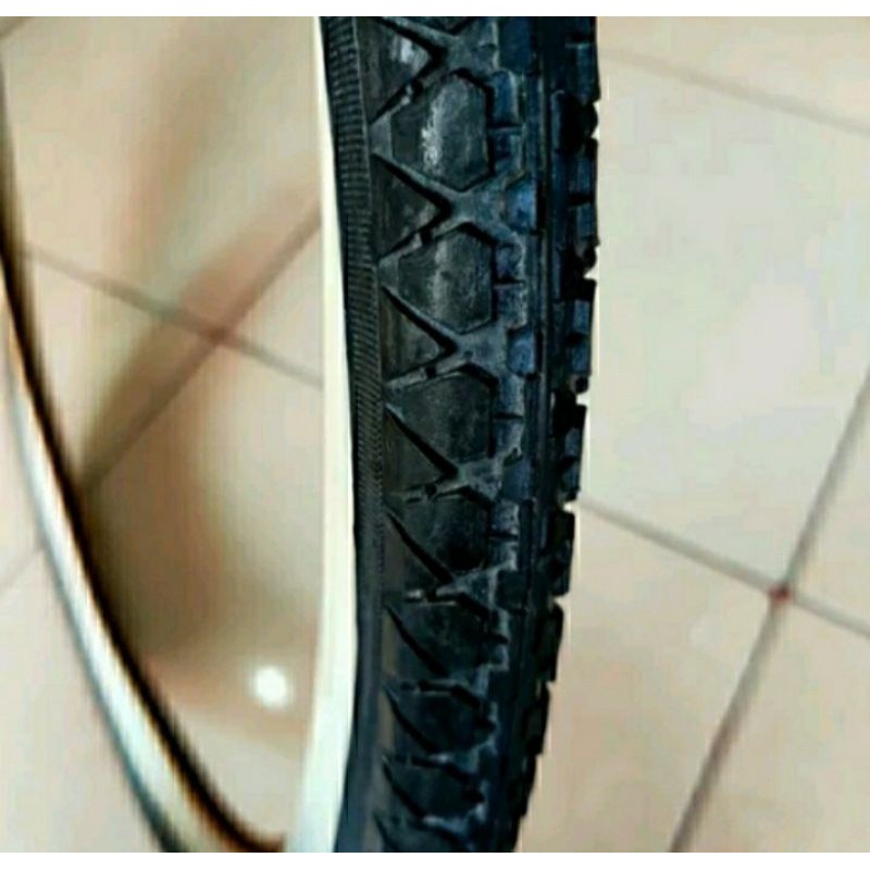 Ban luar Sepeda 24 x 1.75 Hitam List putih LUCKY STONE  Original AB