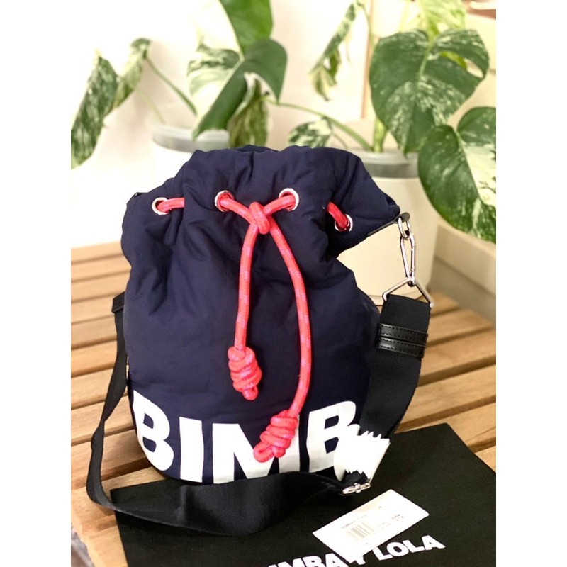 READY STOCK Bimba Y Lola tas selempang tas bucket authentic parasut bucket bag biru navy