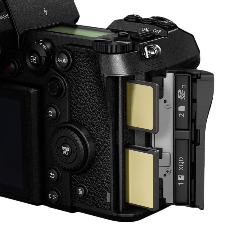 Panasonic Lumix DC-S1 Kamera Mirrorless [Body Only]