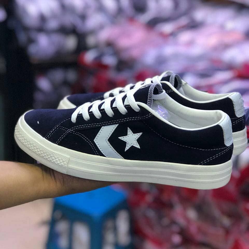 one star white converse