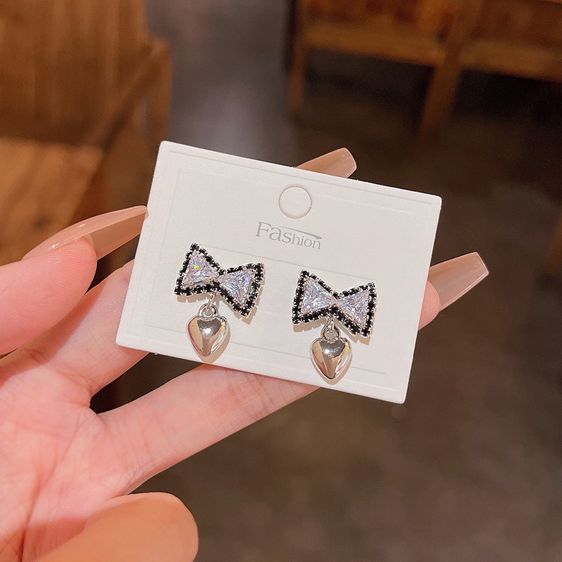 Anting Tusuk Sterling silver 925 Desain Hati Hias Zircon Hitam Untuk Wanita