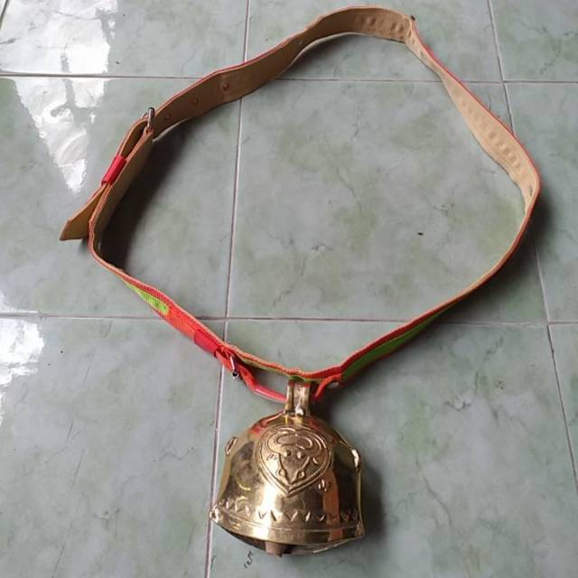 Lonceng Sapi,Gentho Sapi,klonongan Sapi Jumbo+Kalung Sapi