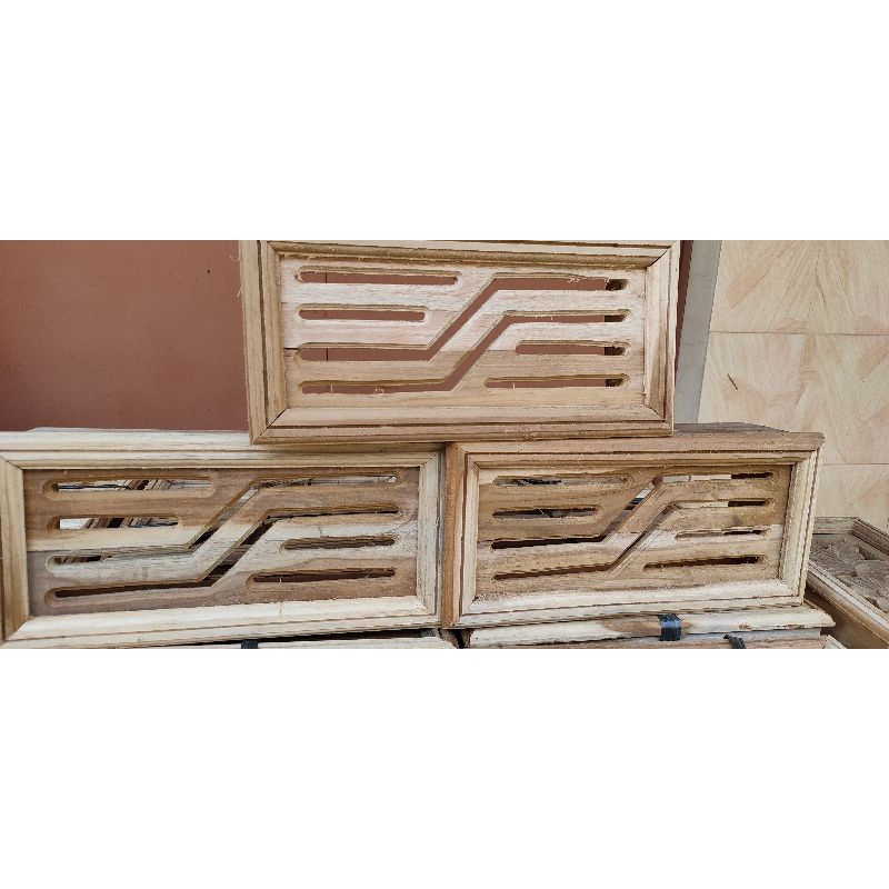 Loster Kayu Jati Jepara Motif Garis Minimalis Ventilasi Kusen Pintu Jendela Utama-8