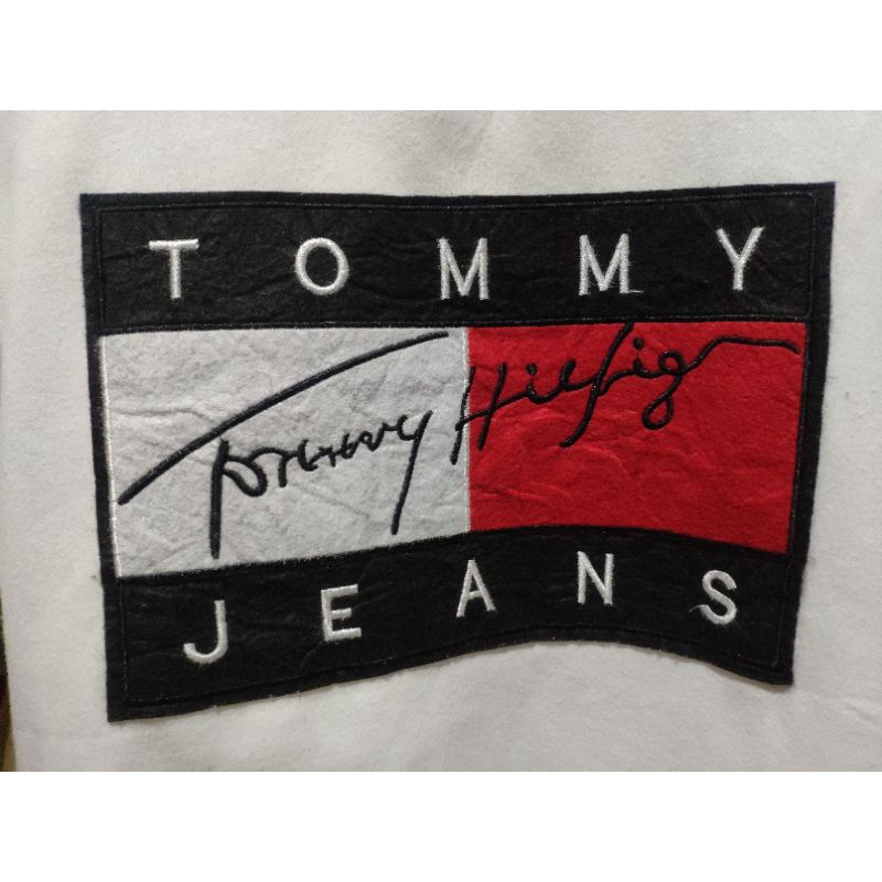 CN Tommy Hilfiger