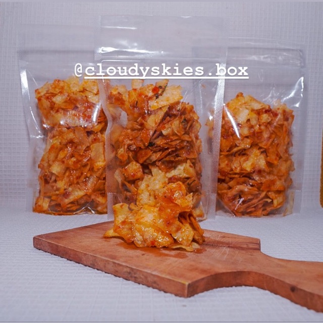 Keripik Singkong Kripik Singkong Original Pedas Manis Daun Jeruk 200 Gram Shopee Indonesia