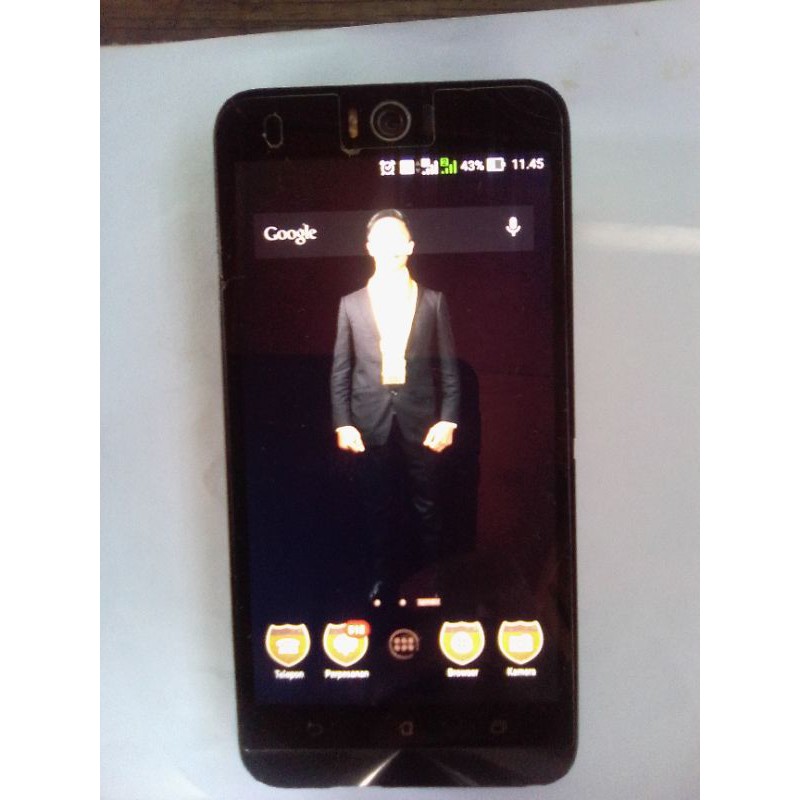 Asus Zenfone Selfie Z00UD