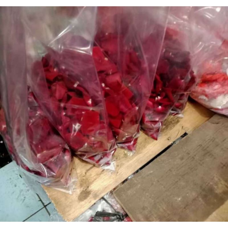 kelopak mawar merah dan mawar putih 1 paket rose flowers