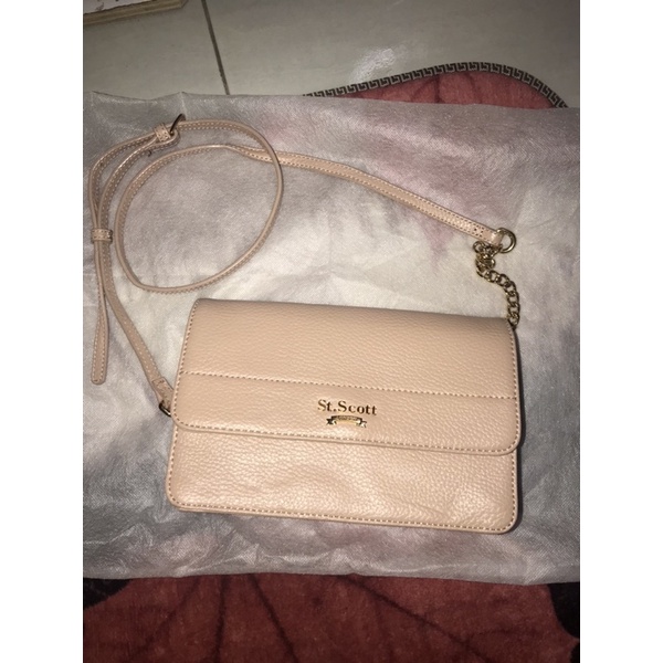 st scott london sling bag