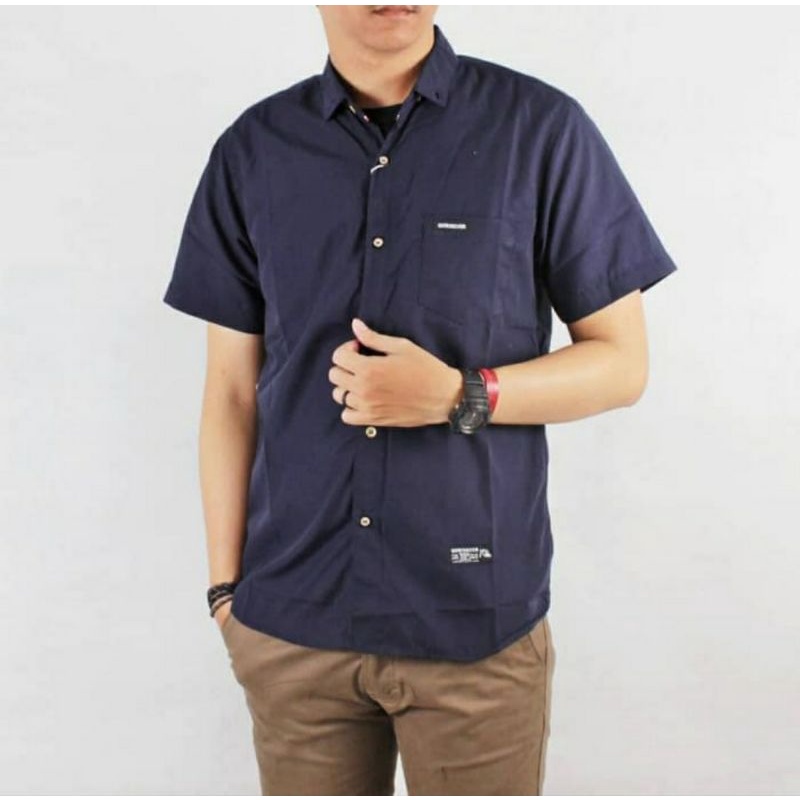 Kemeja Lengan Pendek /Kemeja Polos / Kemeja Slimfit / Kemeja Casual Pendek PUTIH