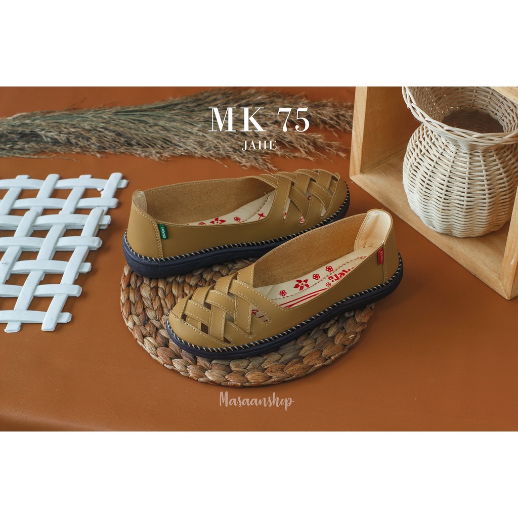 Sepatu Kickers Wanita Kode MK-75