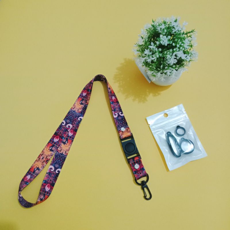 

Lanyard Pods Motif Barong B01 | Free 3 Varian Karet Oring