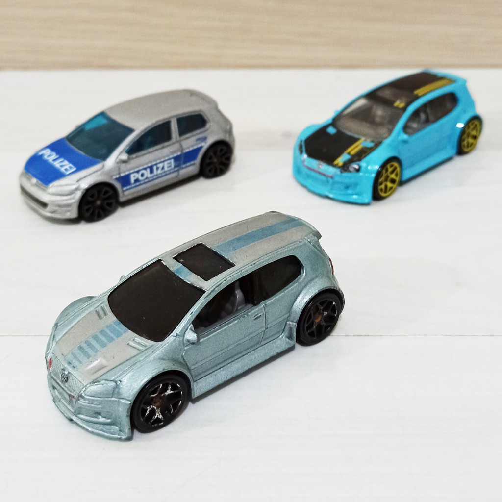 Hot Wheels Loose 2pcs Volkwagen VW Golf GTI Grey Blue Silver Beetle MBX Matchbox Porsche 934 Hijau