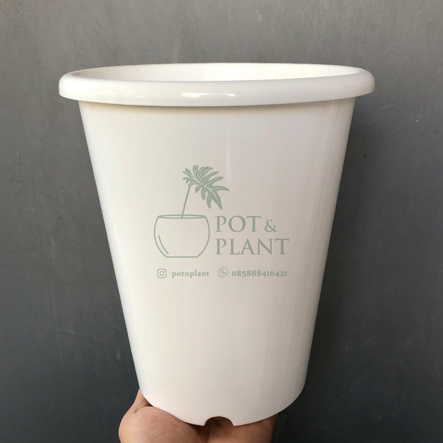 Pot Plastik NKT Tower 21 Tinggi Tanaman Bunga - PUTIH