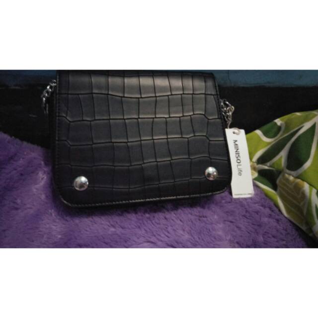 Miniso croco sling bag