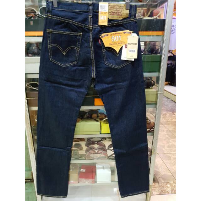  Celana  Levi s  501  greed original Celana  jeans  pria 