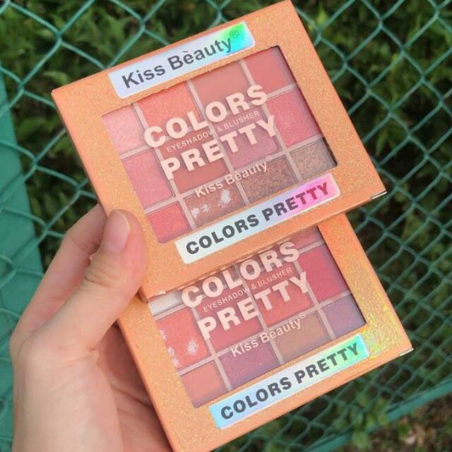 Eyeshadow+blush on kiss beauty