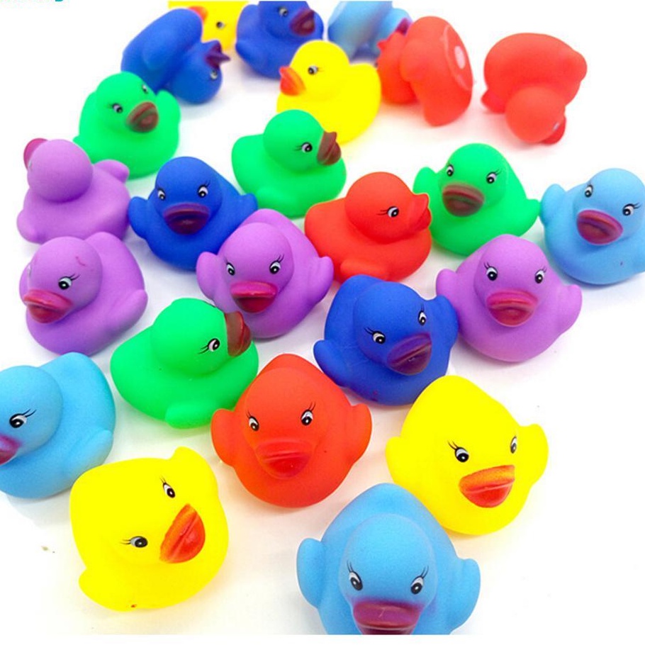 ECER 1 Pcs Mainan Bebek Mencicit Warna-Warni Bahan Karet Untuk Mandi Anak