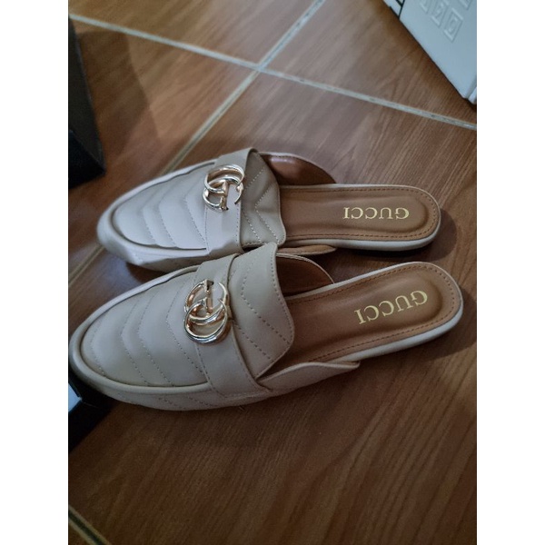 SANDAL SLIP ON, PRELOVED, UKURAN 39 CREAM GUCCI KW SUPER